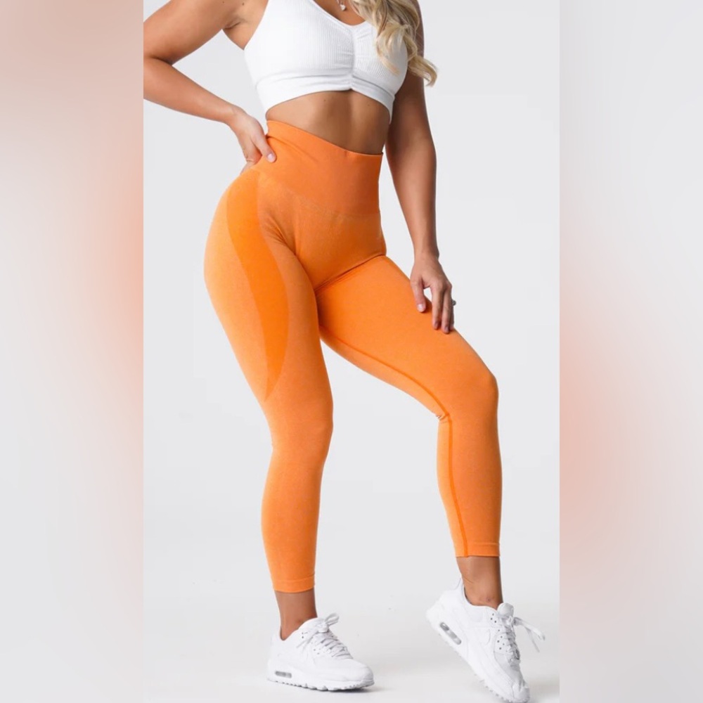 NVGTN Contour Seamless Leggings‎ - Picture 3 of 5